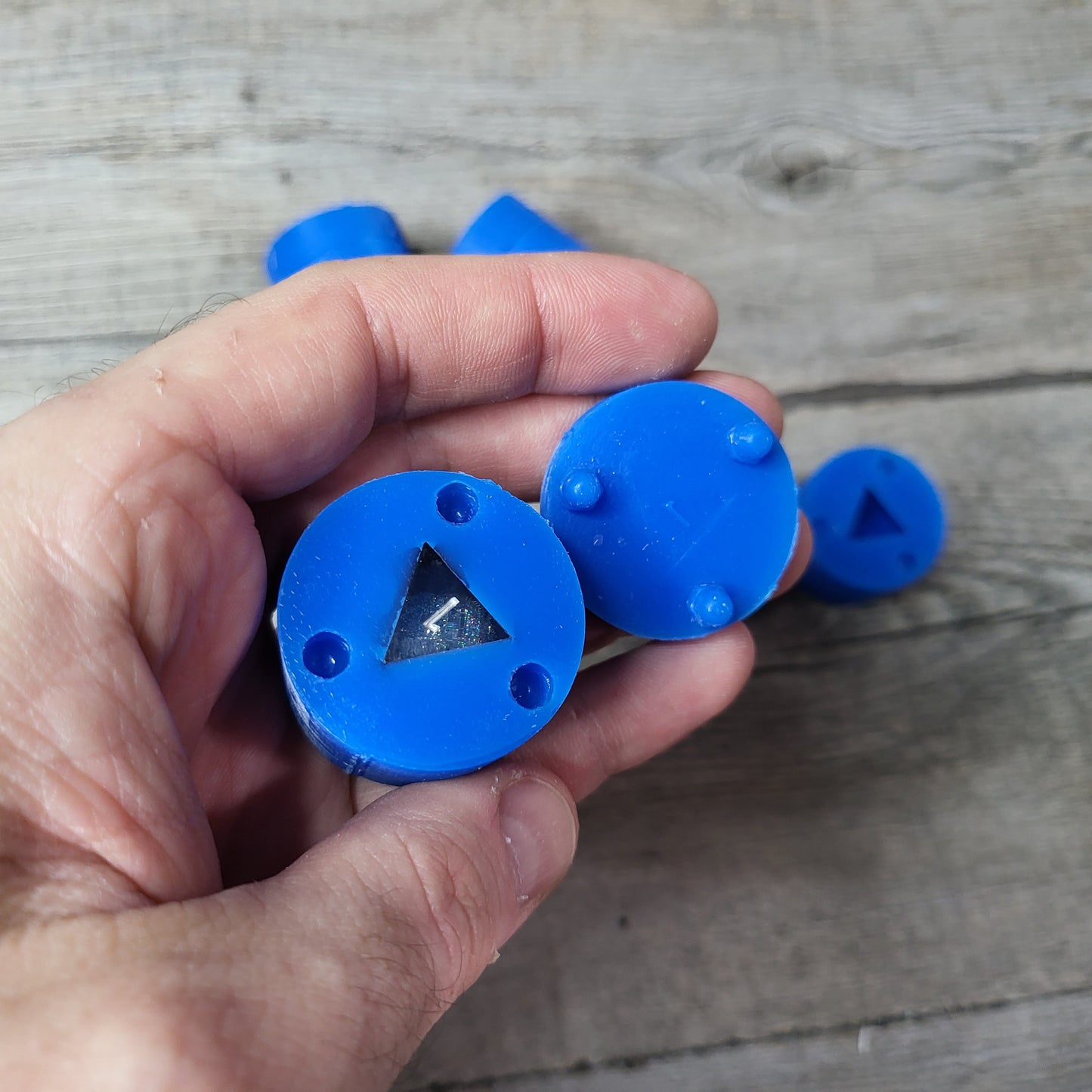 Silicone mold to create resin dice for role-playing games