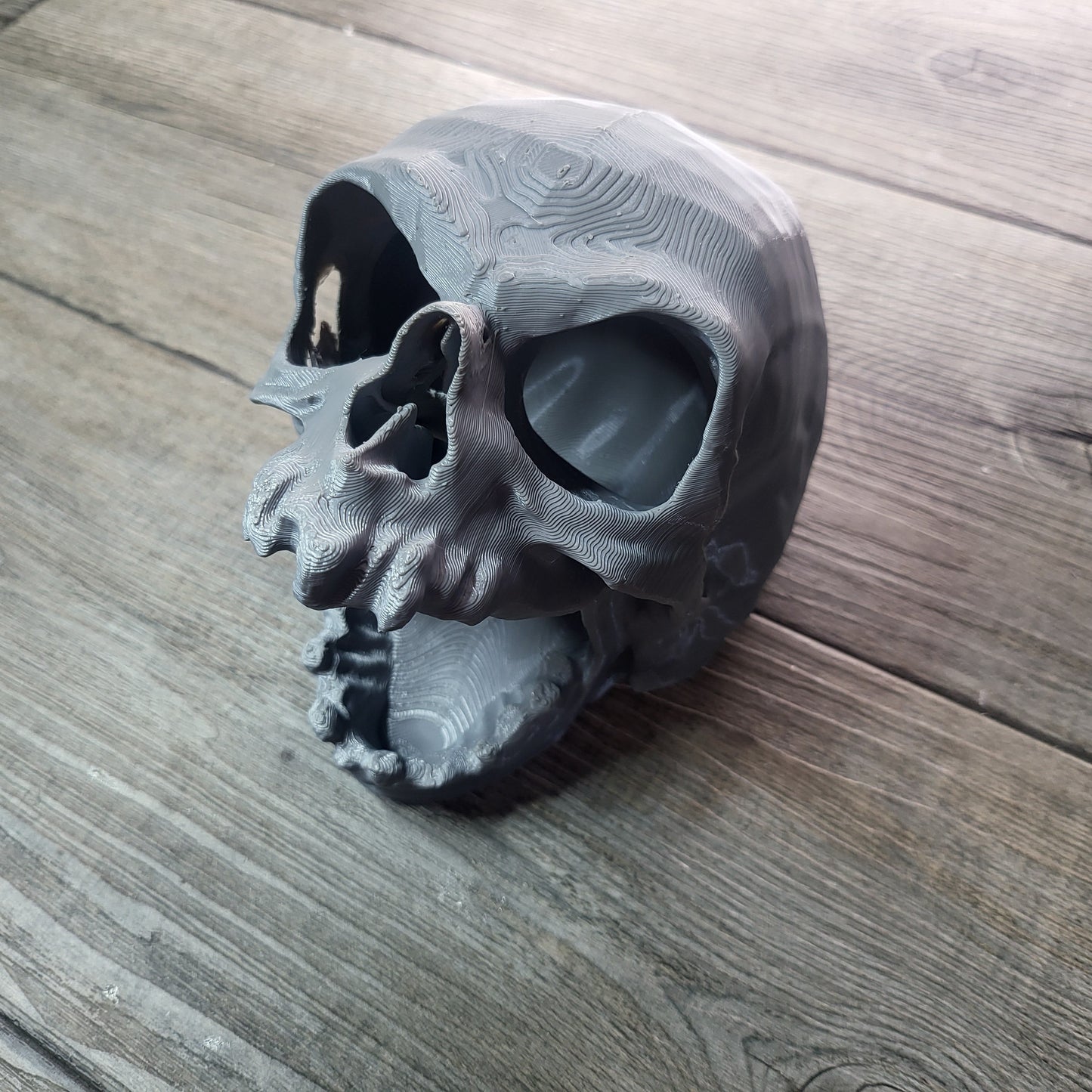 Dice tower for dice rolling for role-playing games