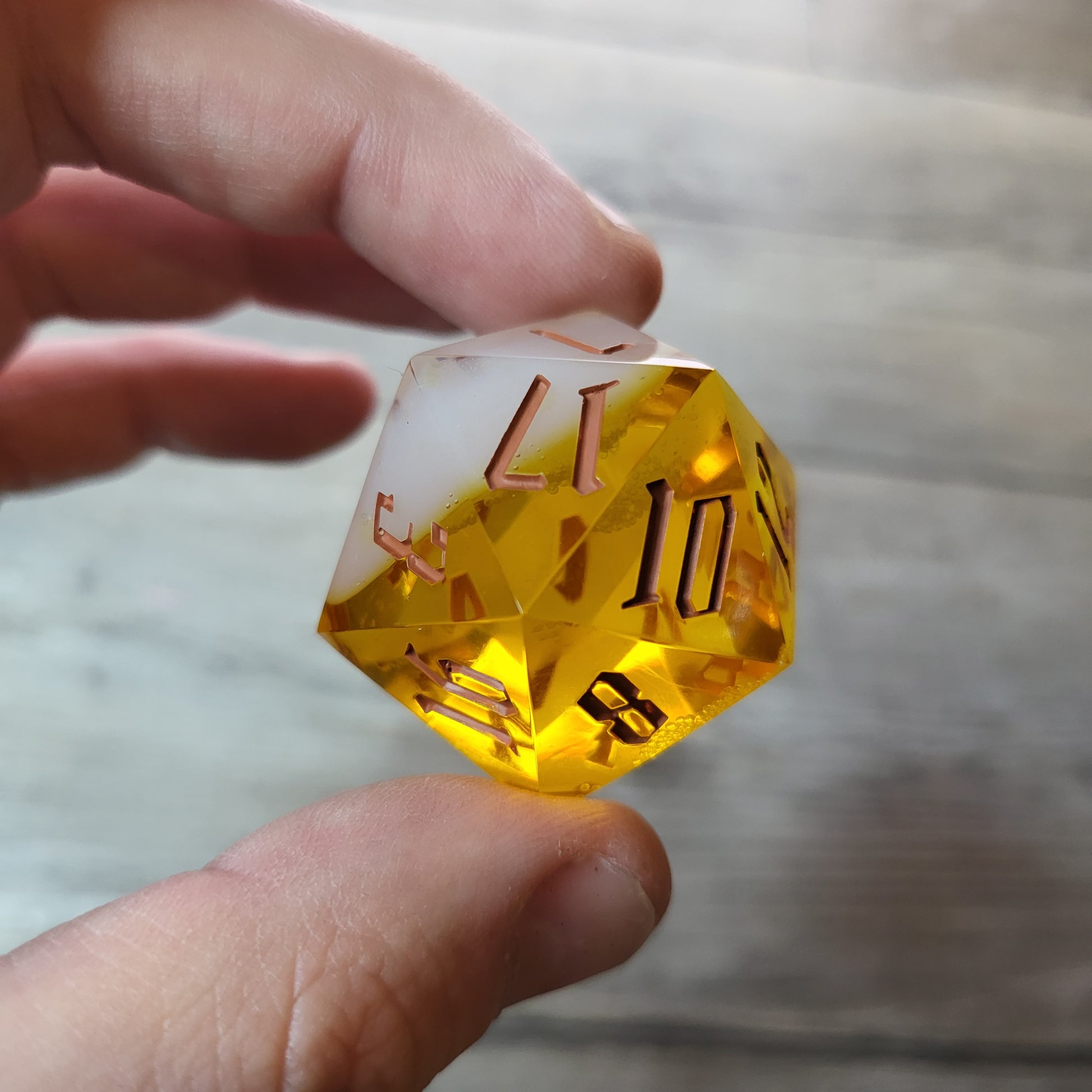 D20 dice in 33 mm format for role-playing games for Dungeons and Dragons