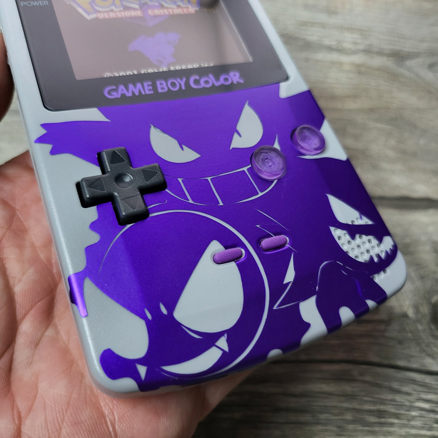 Custom Nintendo gameboy color console in Pokemon Gengar style