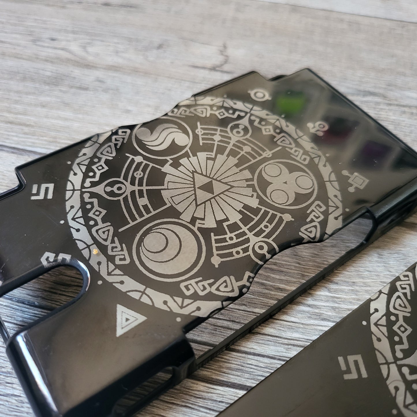 Custom shell cover for Nintendo with Zelda themed laser engravings