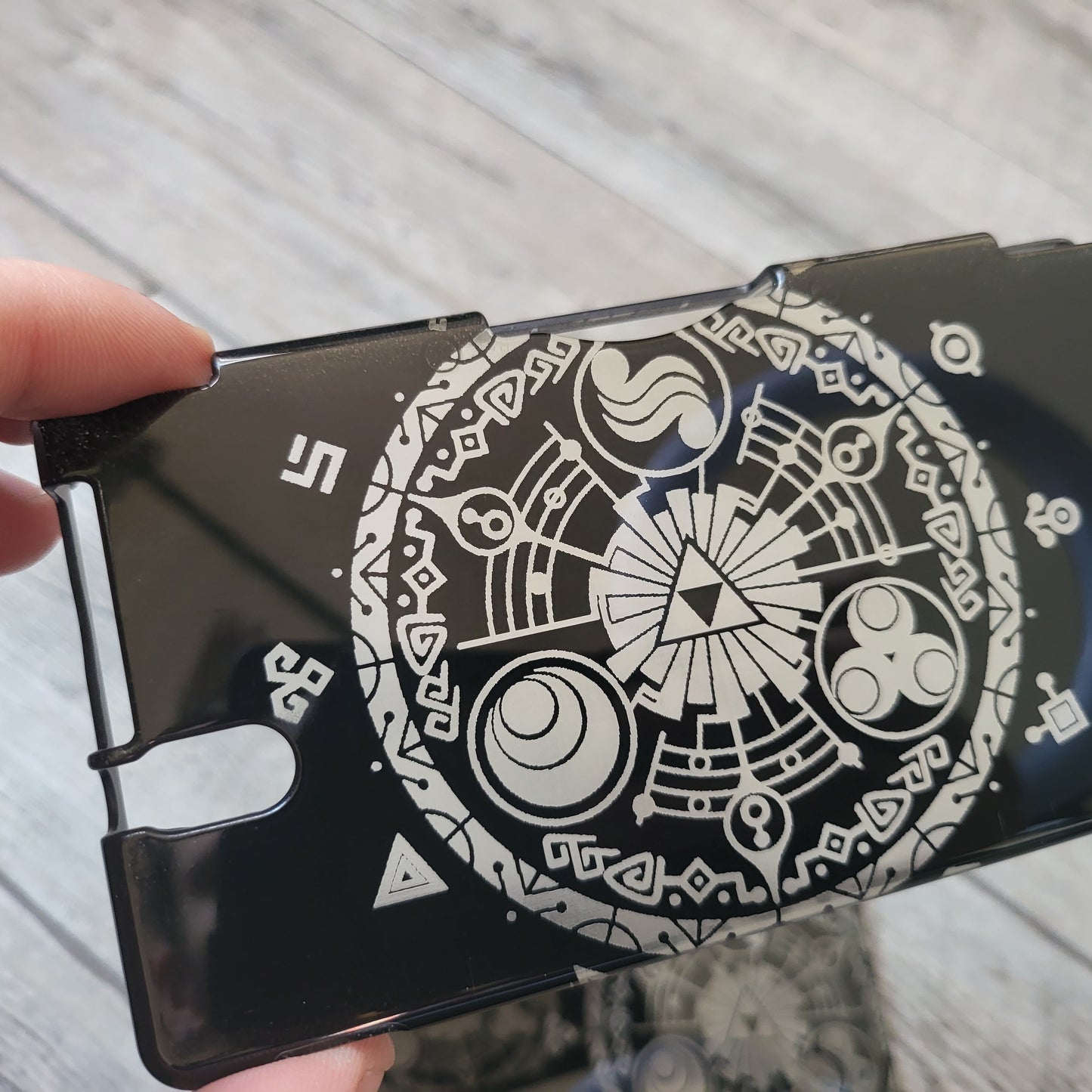 Custom shell cover for Nintendo with Zelda themed laser engravings