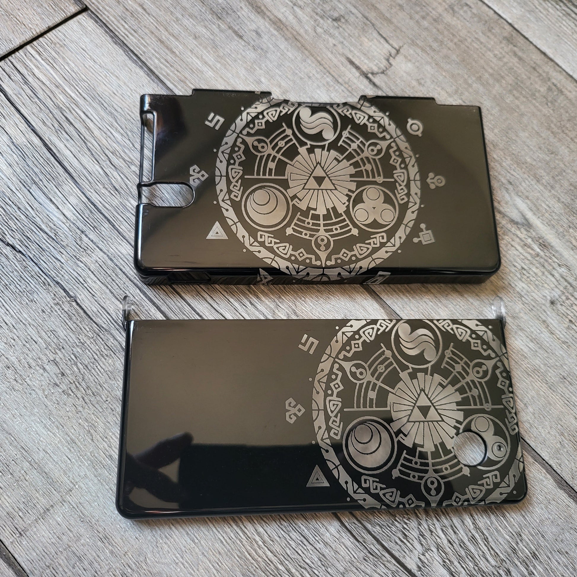 Custom shell cover for Nintendo with Zelda themed laser engravings