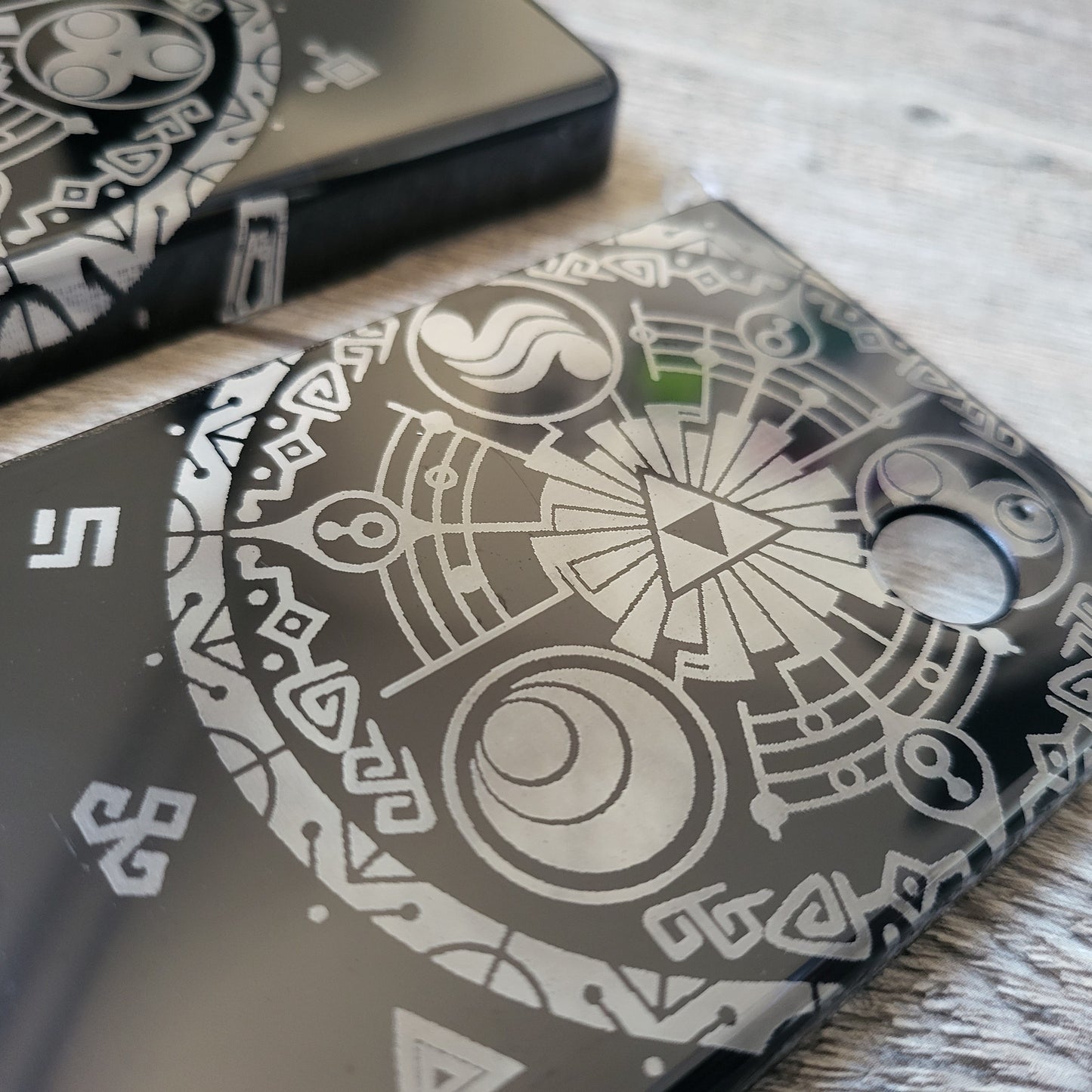 Custom shell cover for Nintendo with Zelda themed laser engravings