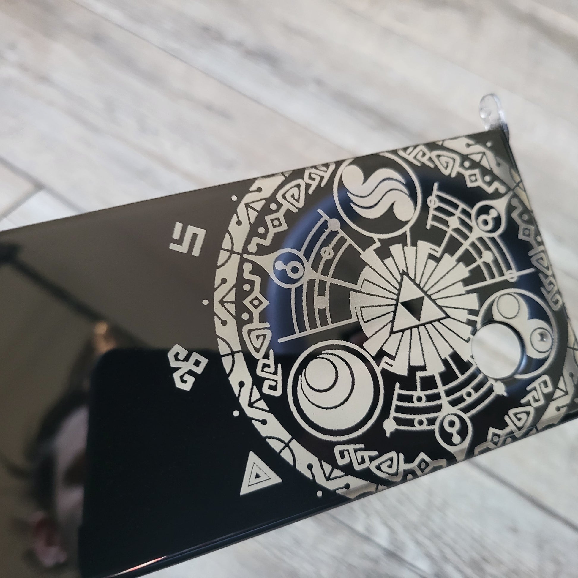 Custom shell cover for Nintendo with Zelda themed laser engravings
