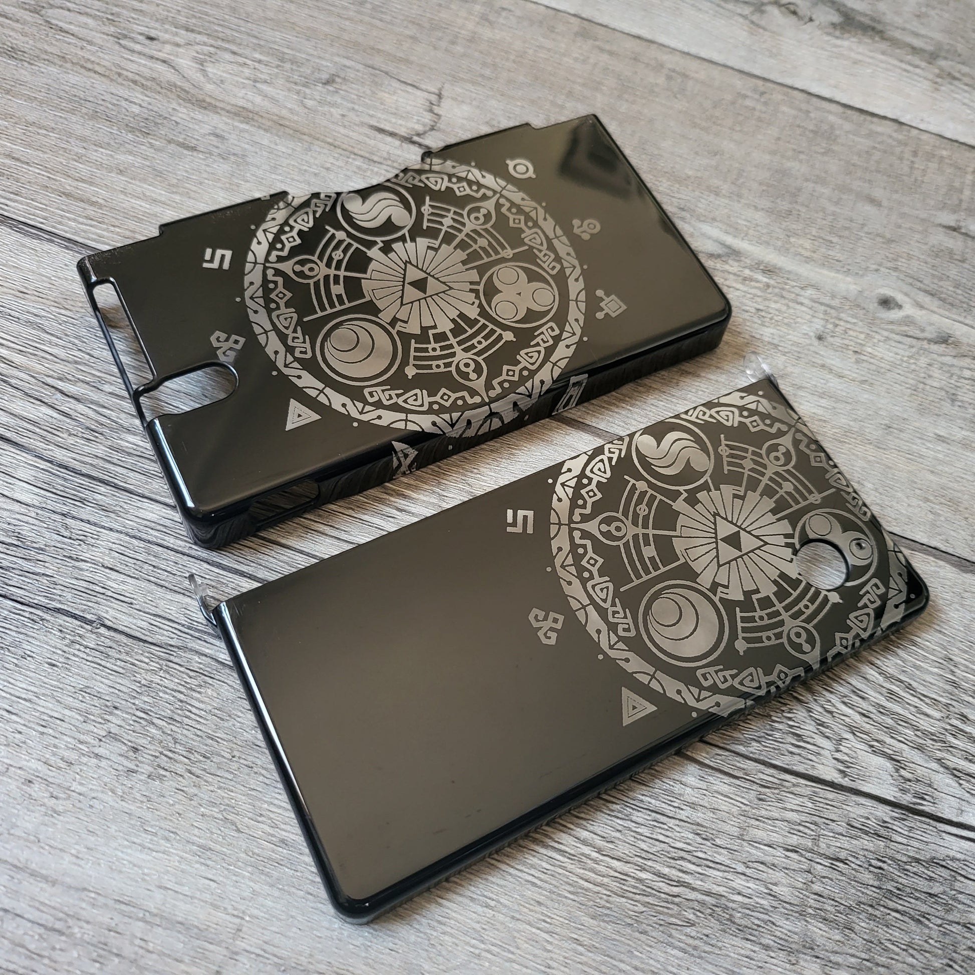 Custom shell cover for Nintendo with Zelda themed laser engravings