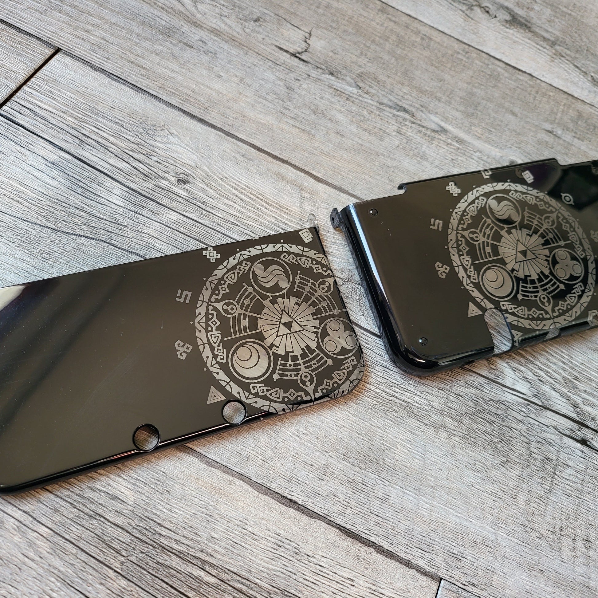 Custom shell cover for Nintendo with Zelda themed laser engravings