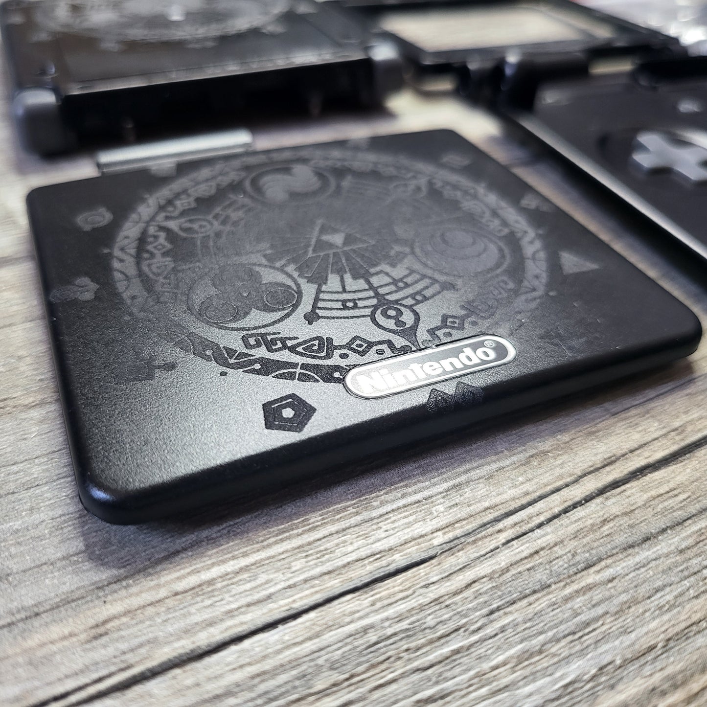 Custom shell cover for Nintendo with Zelda theme laser engravings