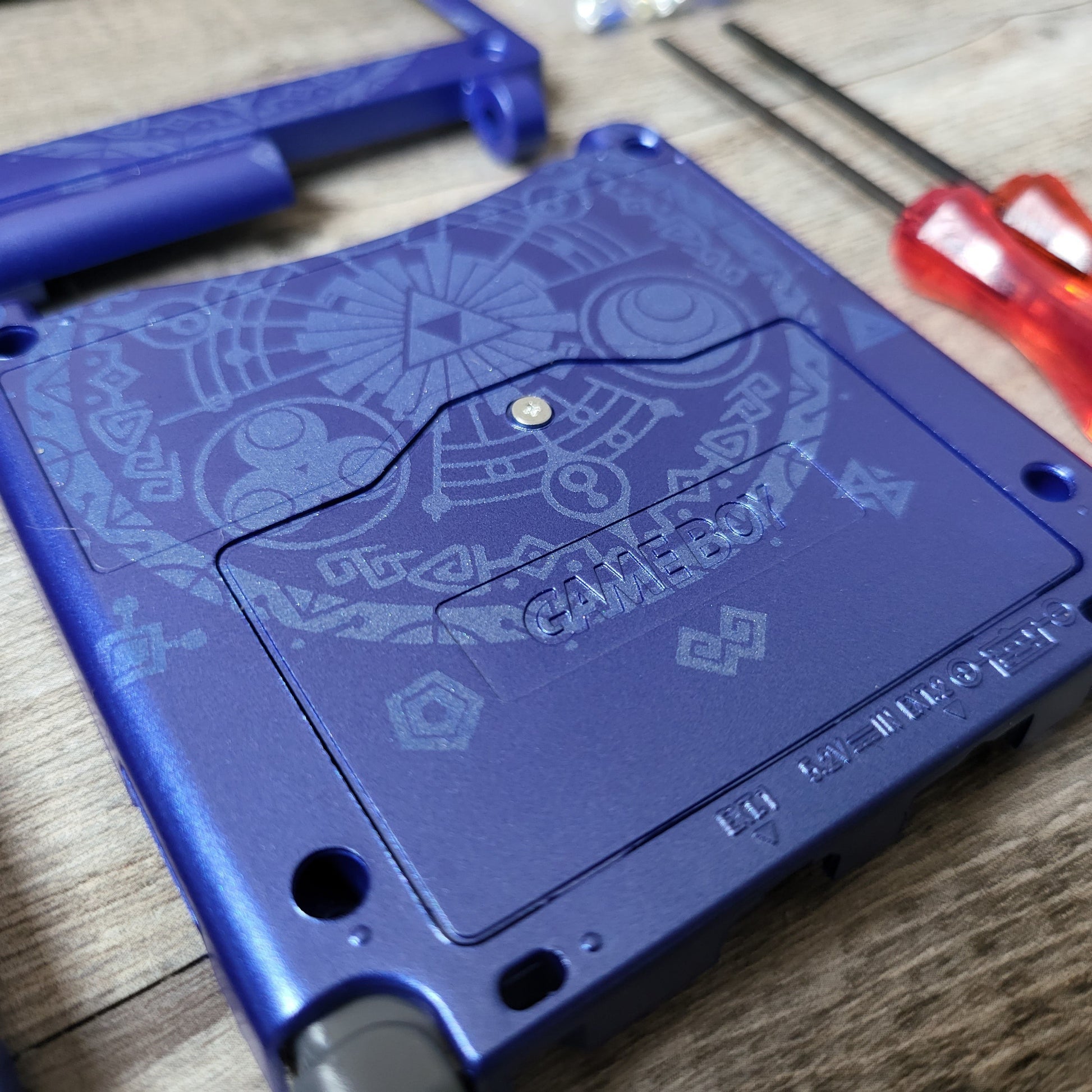 Custom shell cover for Nintendo with Zelda theme laser engravings