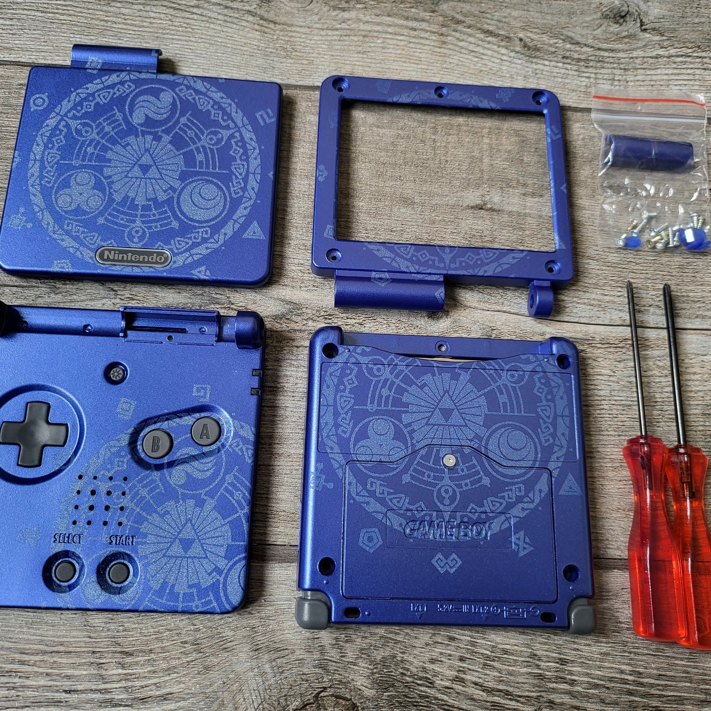 Custom shell cover for Nintendo with Zelda theme laser engravings