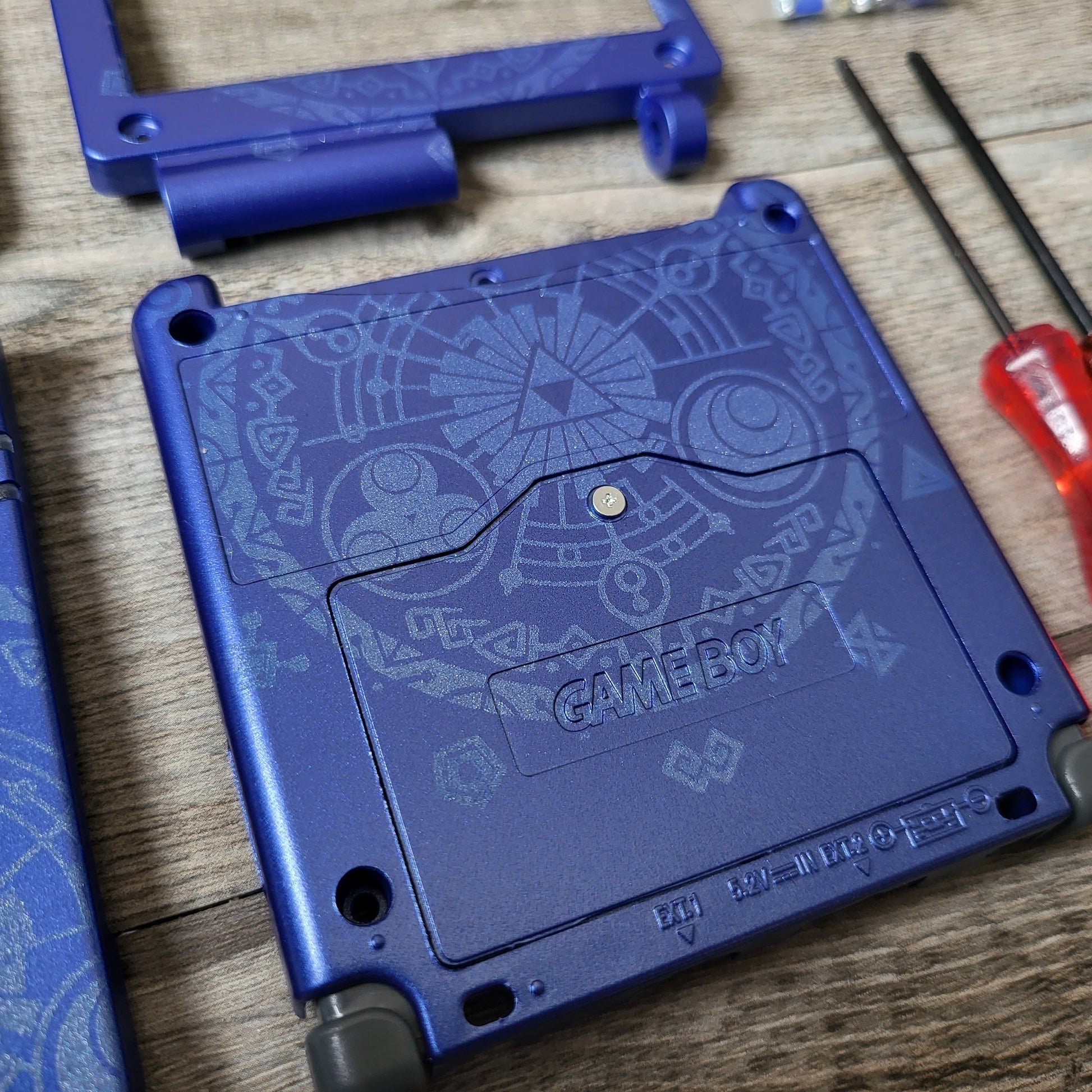 Custom shell cover for Nintendo with Zelda theme laser engravings