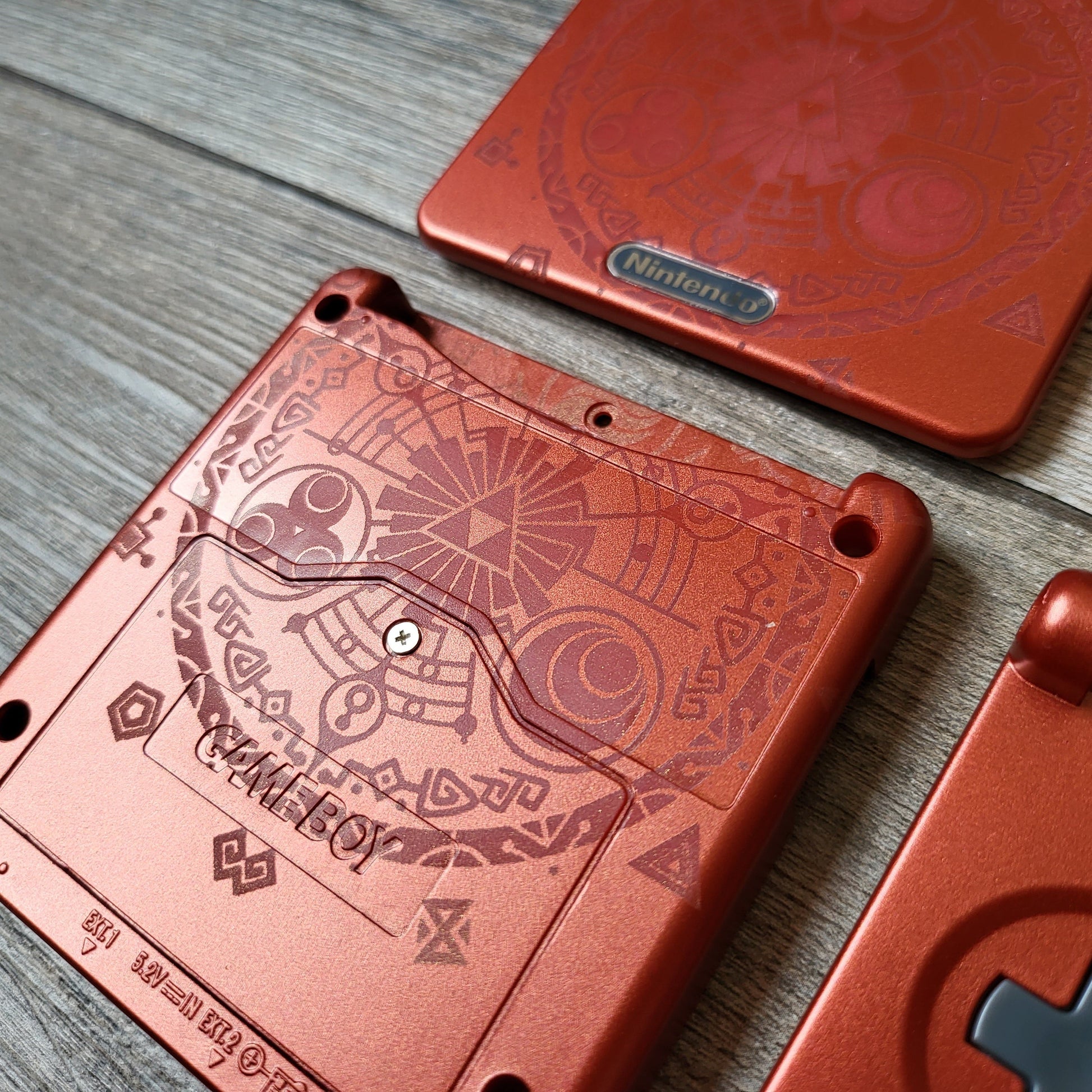 Custom shell cover for Nintendo with Zelda theme laser engravings