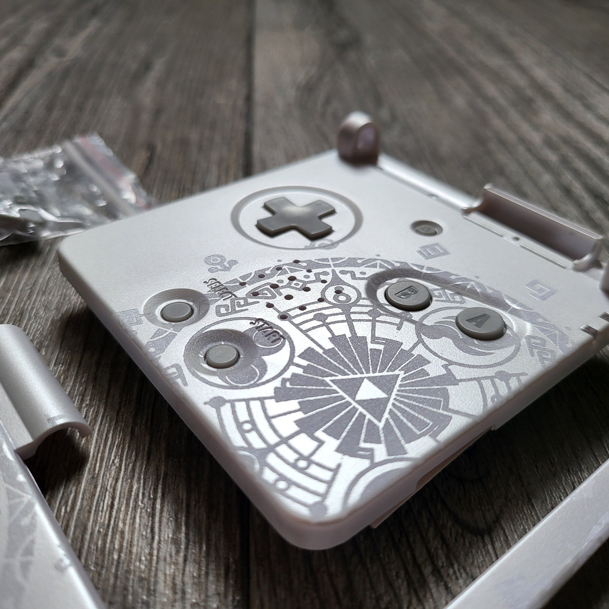Custom shell cover for Nintendo with Zelda theme laser engravings