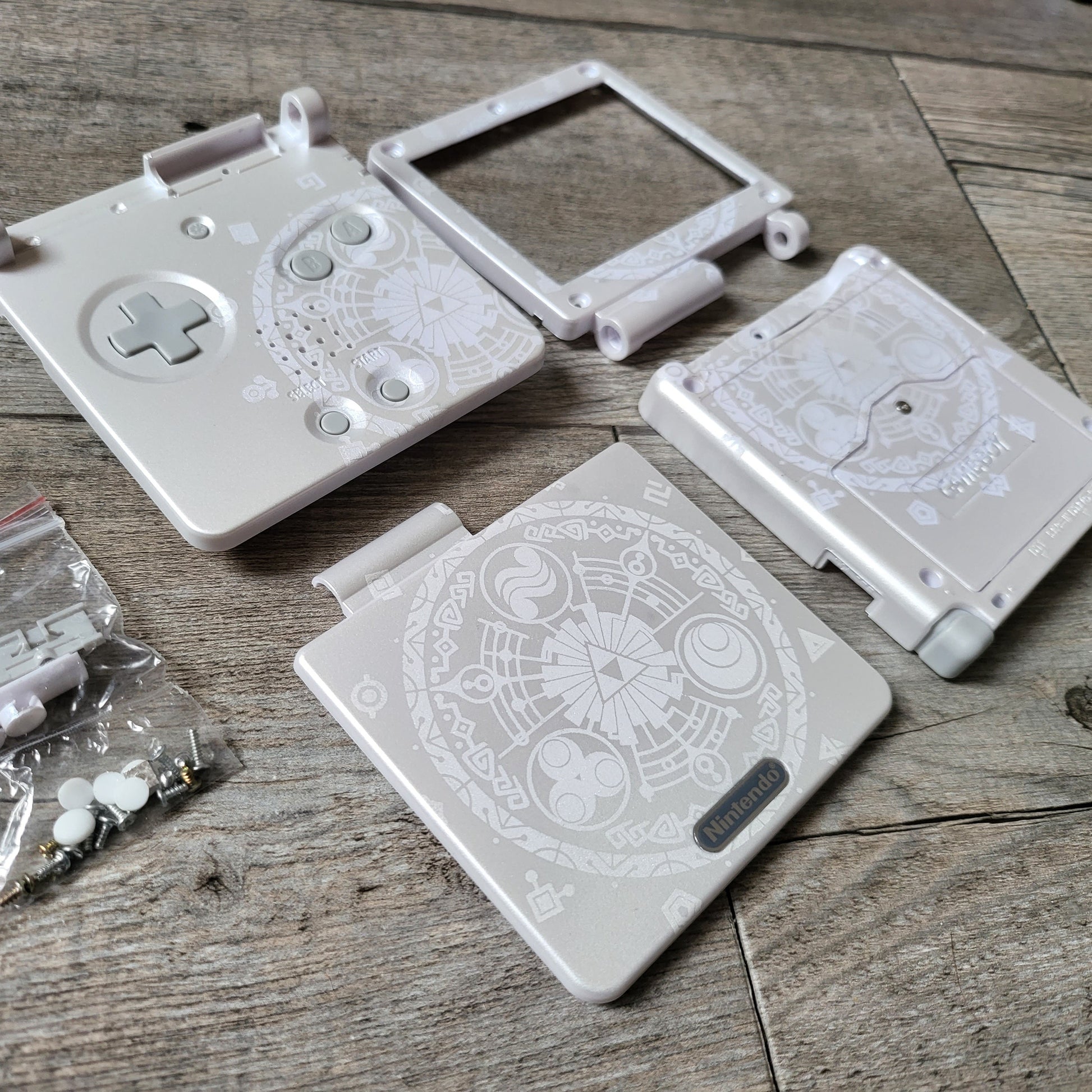 Custom shell cover for Nintendo with Zelda theme laser engravings
