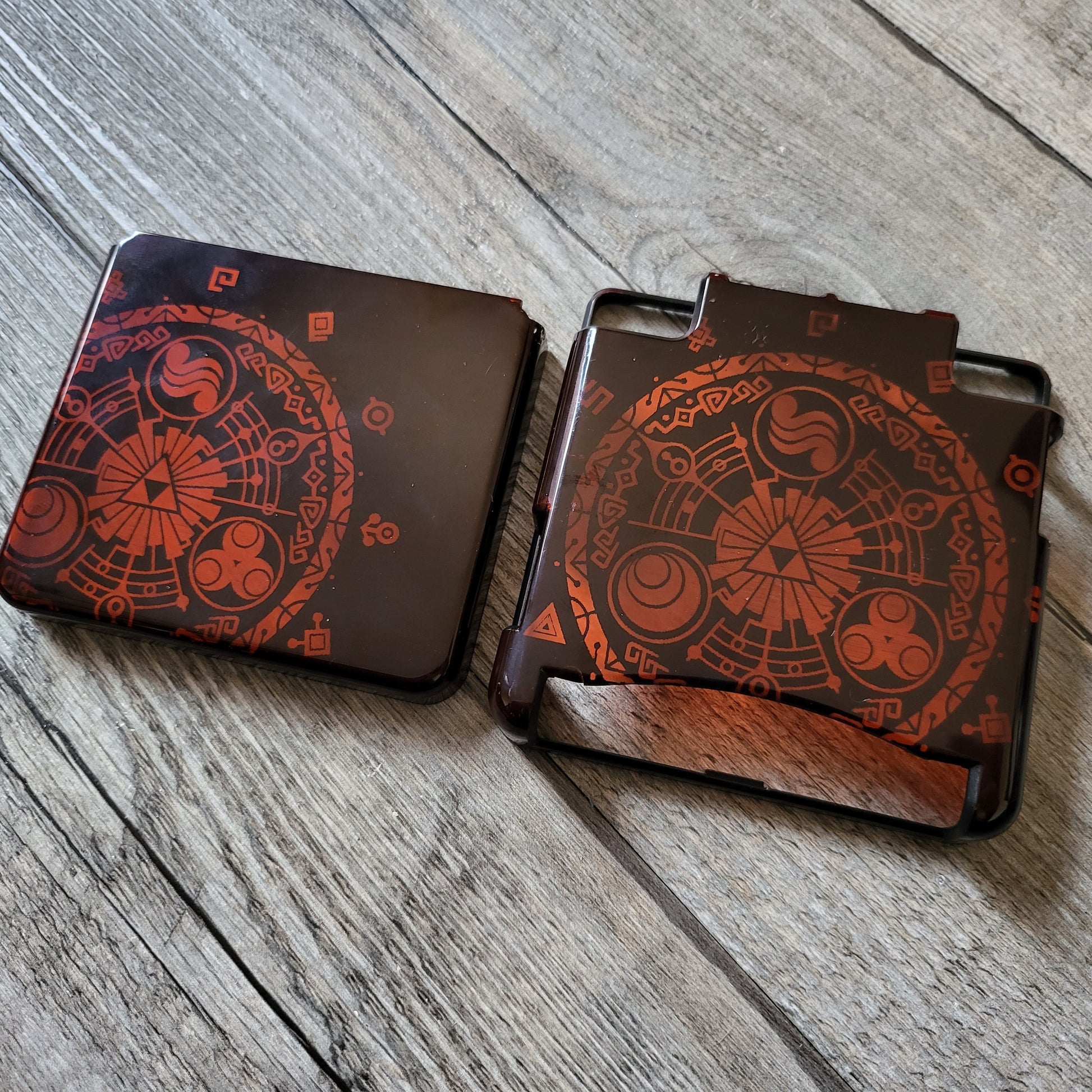 Custom shell cover for Nintendo with Zelda themed laser engravings