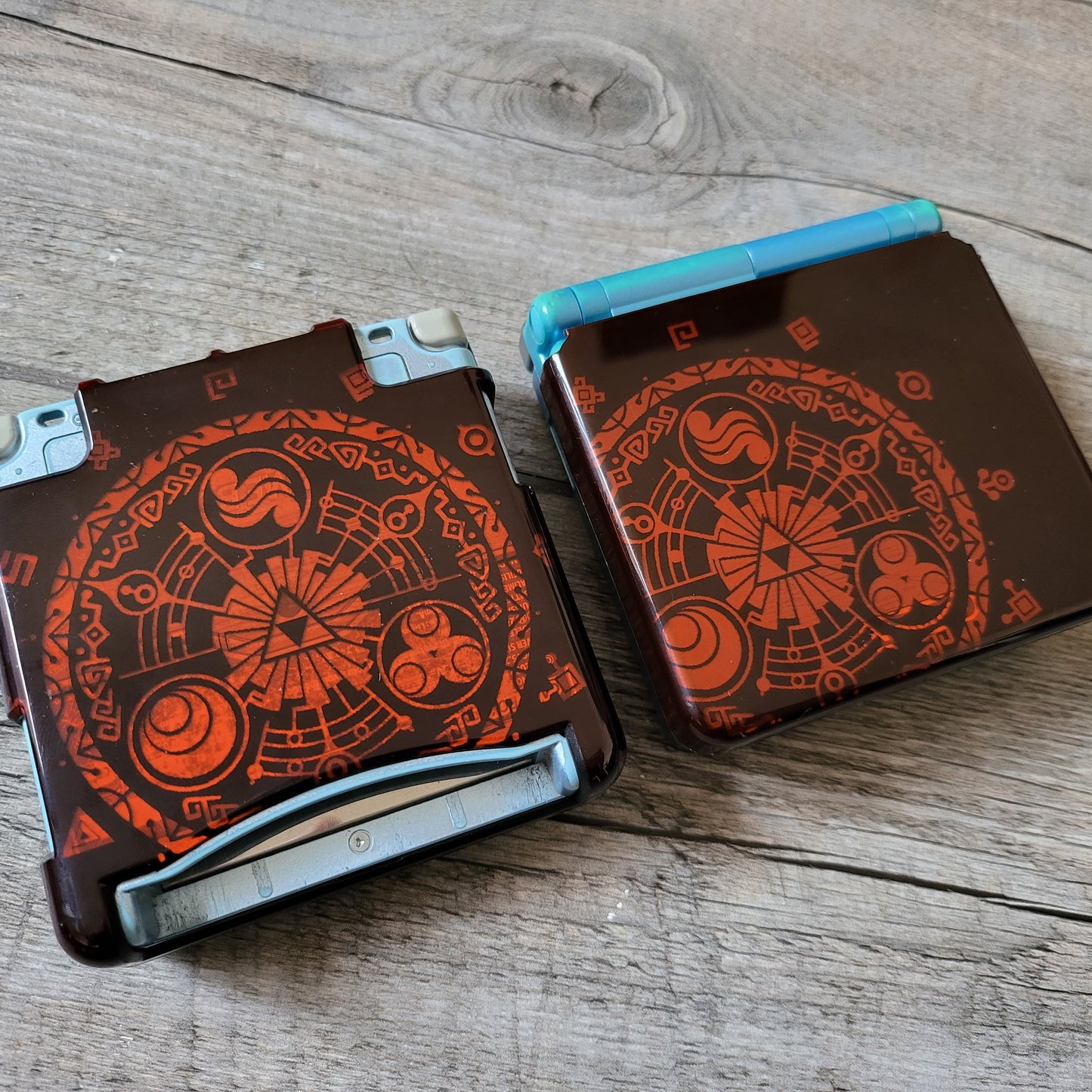 Custom shell cover for Nintendo with Zelda themed laser engravings