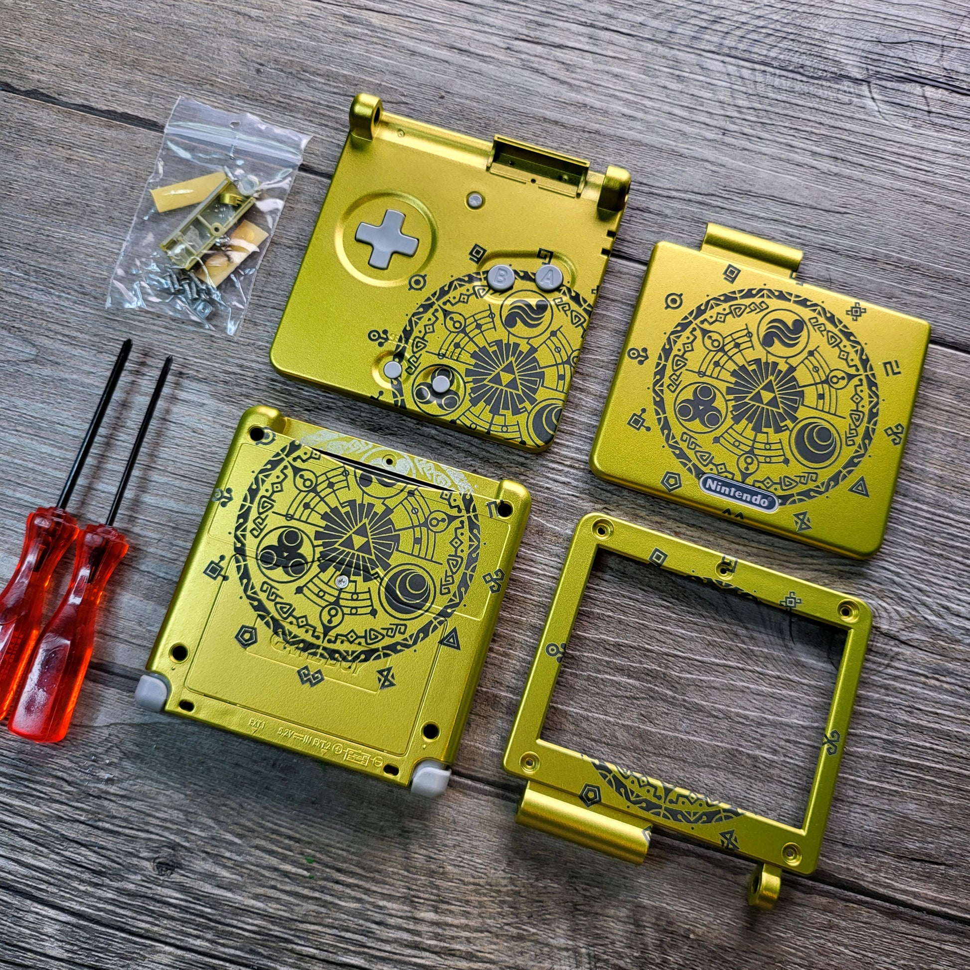 Custom shell cover for Nintendo with Zelda theme laser engravings