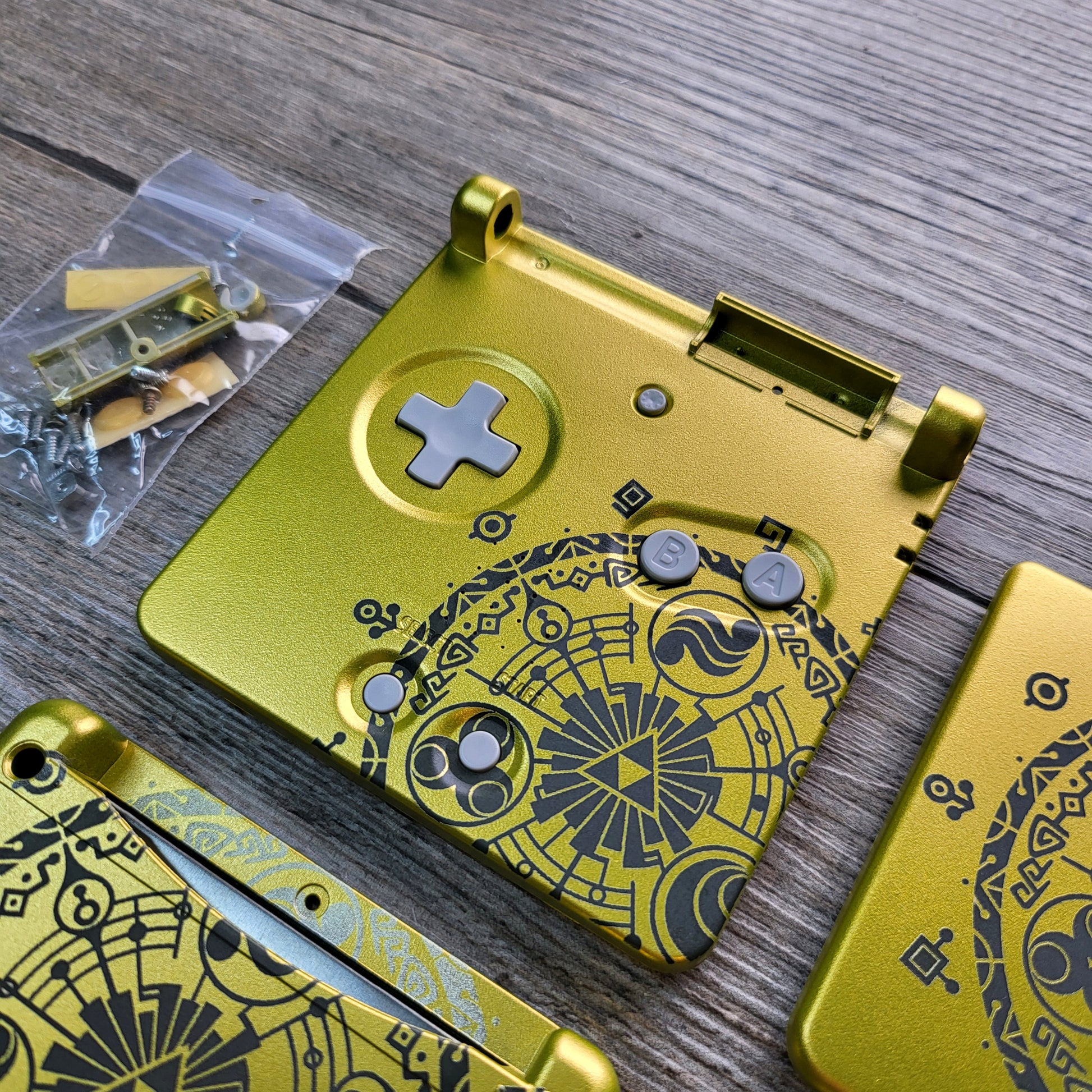 Custom shell cover for Nintendo with Zelda theme laser engravings