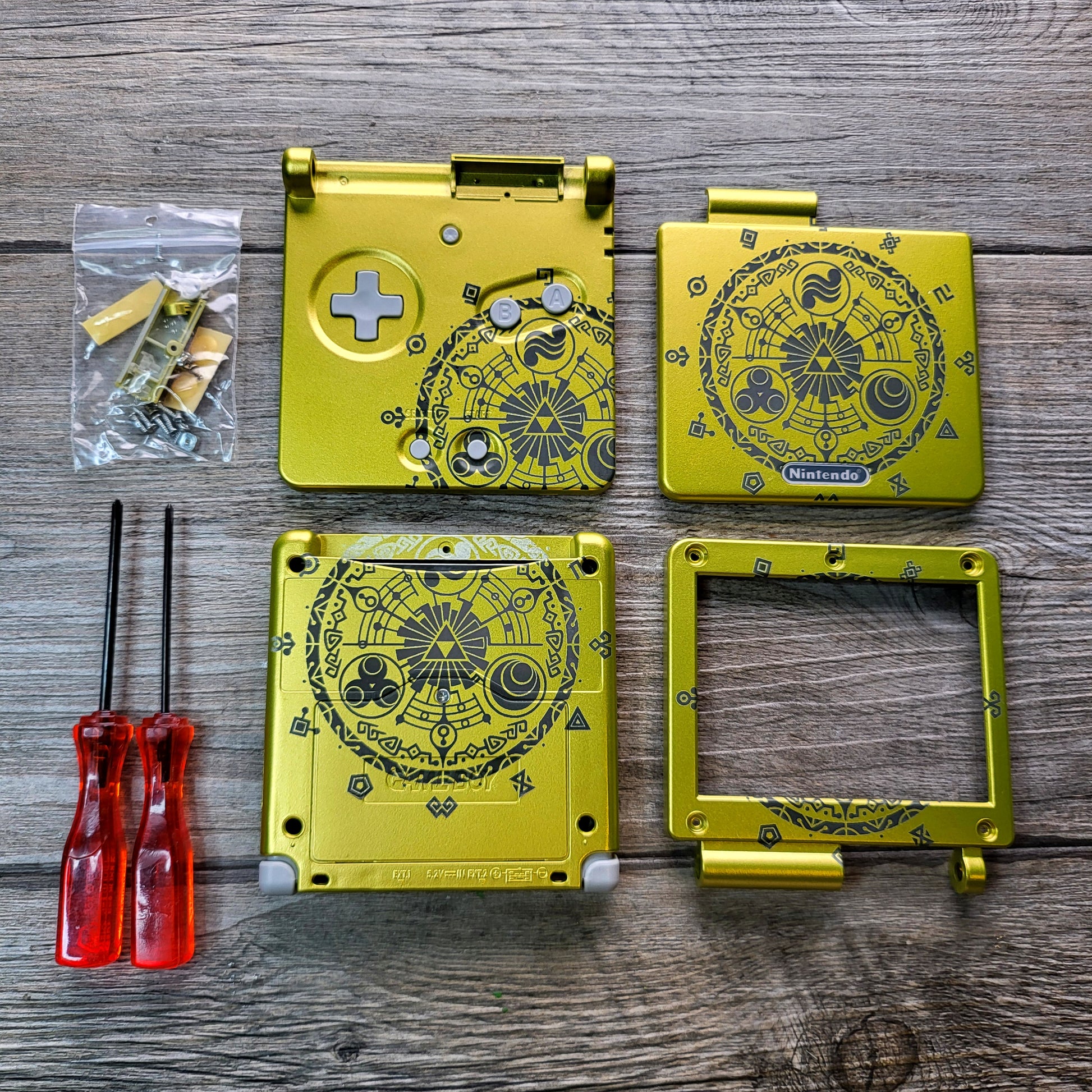 Custom shell cover for Nintendo with Zelda theme laser engravings