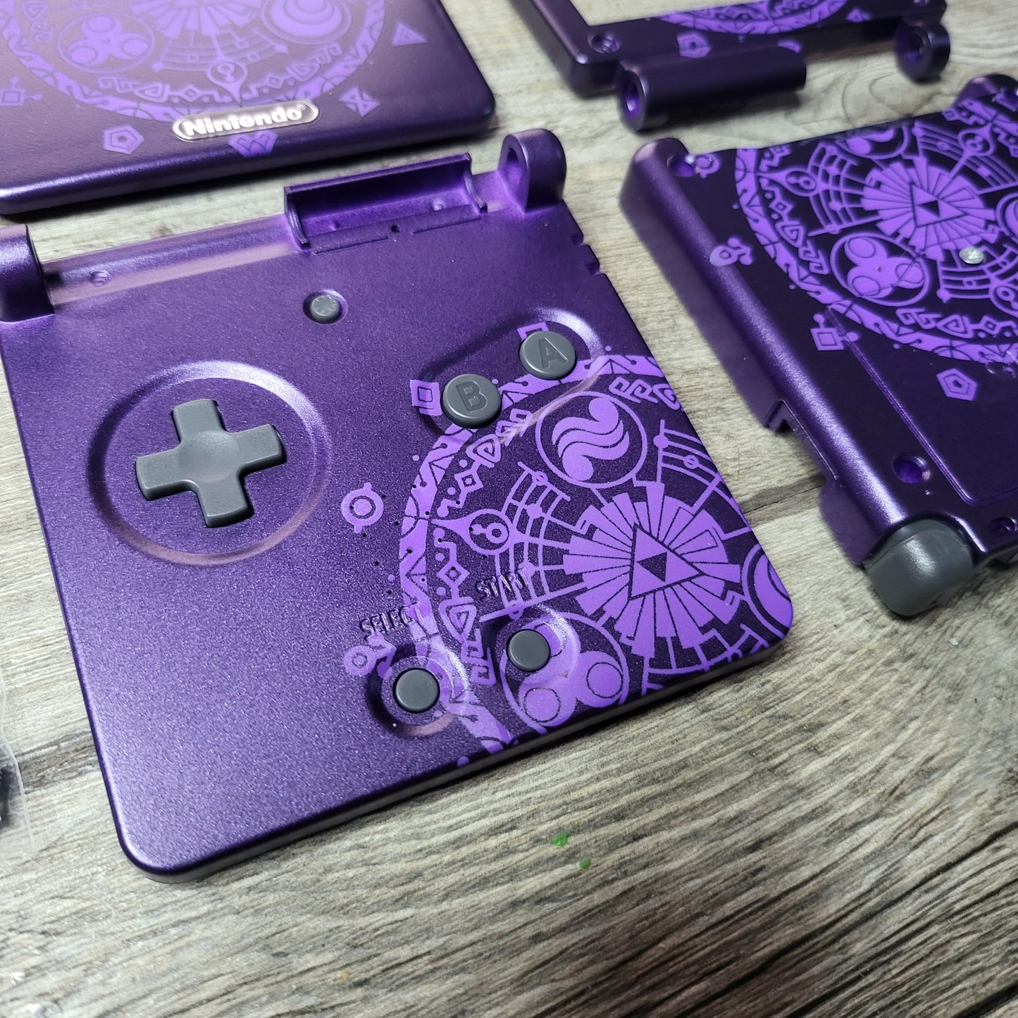Custom shell cover for Nintendo with Zelda theme laser engravings