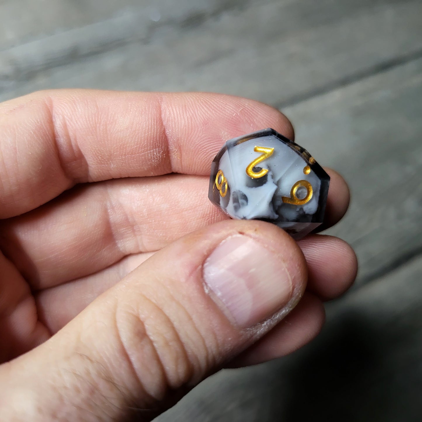 Dice set with 7 pieces with skull inside for role-playing games for Dungeons and Dragons