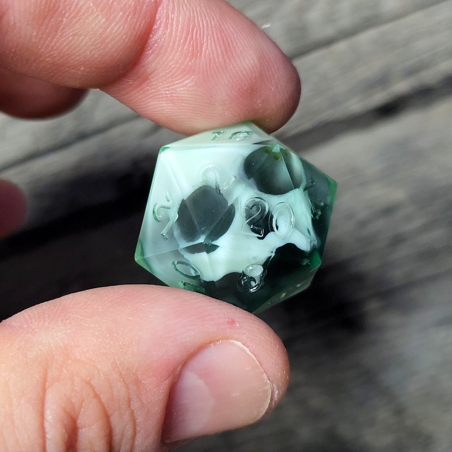 Dice set with 7 pieces with skull inside for role-playing games for Dungeons and Dragons