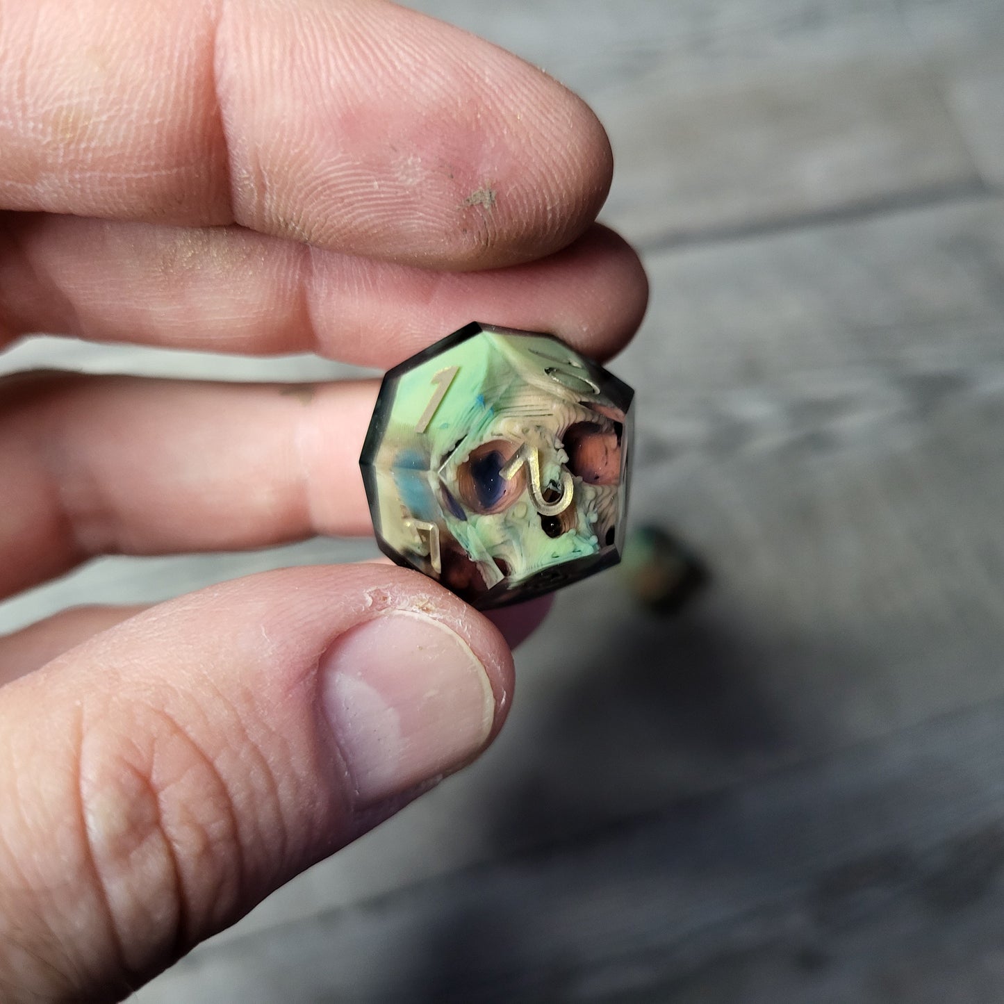 Dice set with 7 pieces with skull inside for role-playing games for Dungeons and Dragons