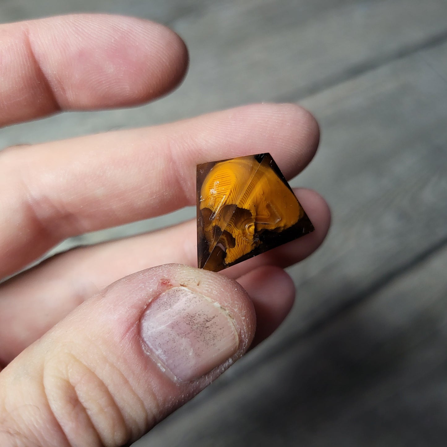 Dice set with 7 pieces with skull inside for role-playing games for Dungeons and Dragons