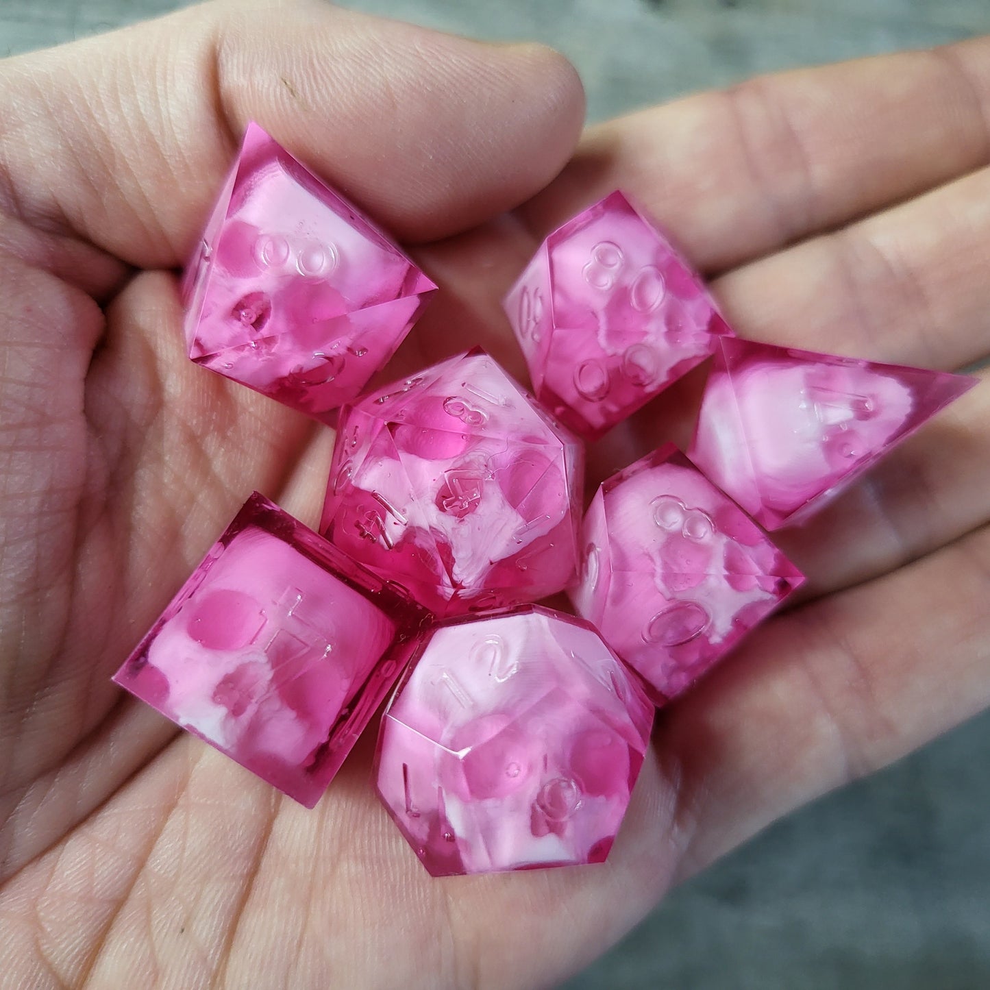 Dice set with 7 pieces with skull inside for role-playing games for Dungeons and Dragons