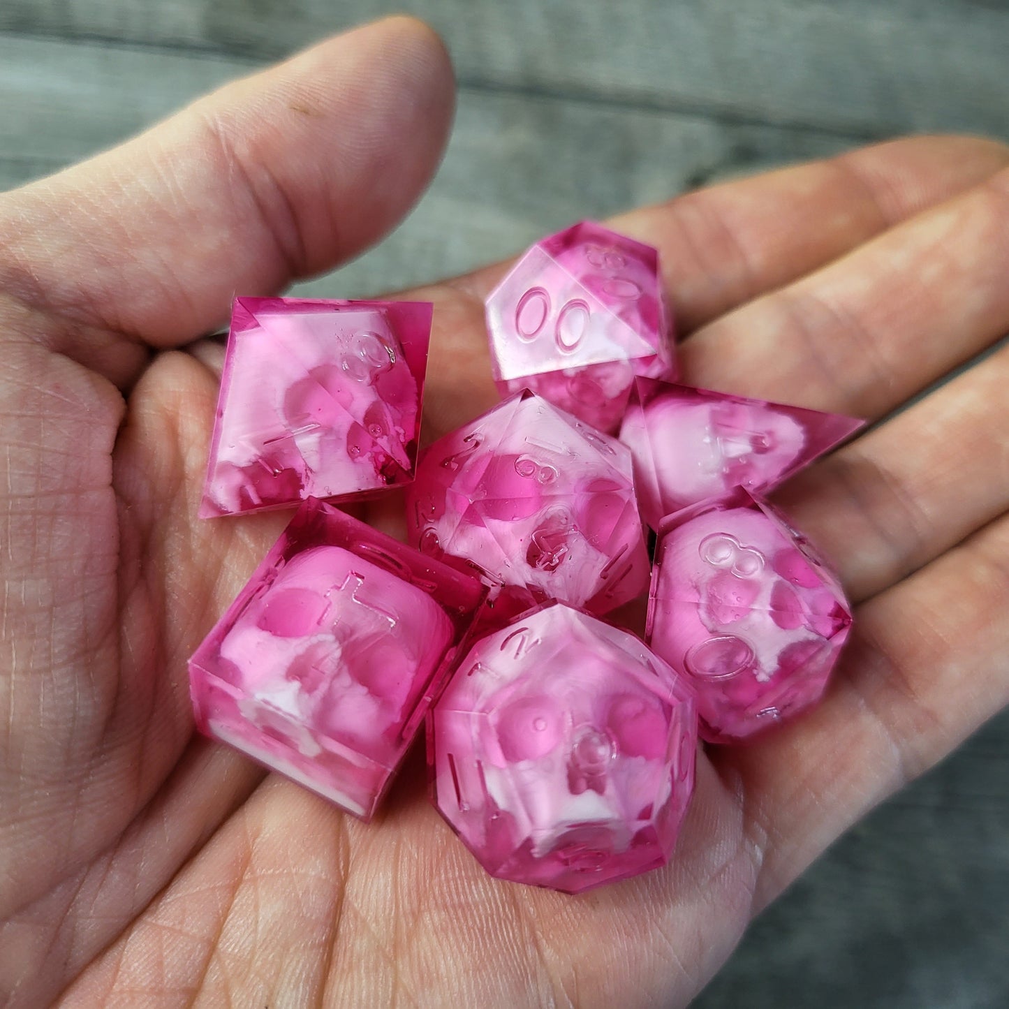 Dice set with 7 pieces with skull inside for role-playing games for Dungeons and Dragons