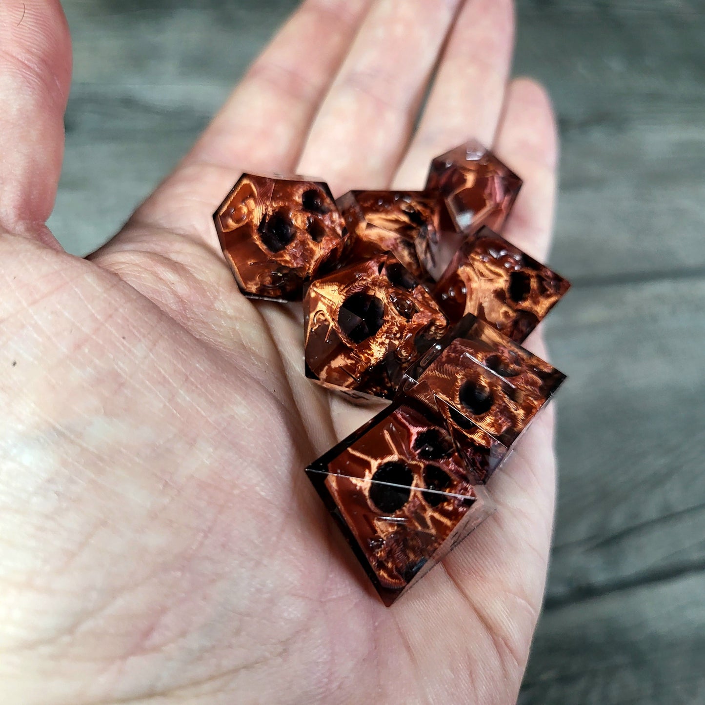Dice set with 7 pieces with skull inside for role-playing games for Dungeons and Dragons