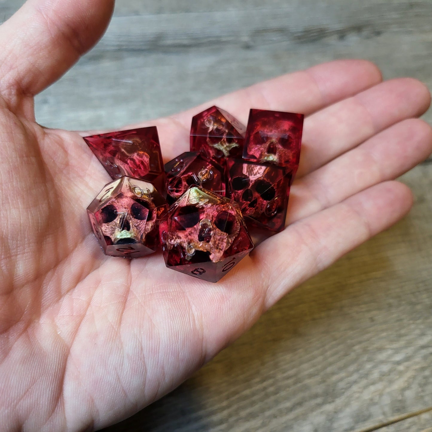 Dice set with 7 pieces with skull inside for role-playing games for Dungeons and Dragons
