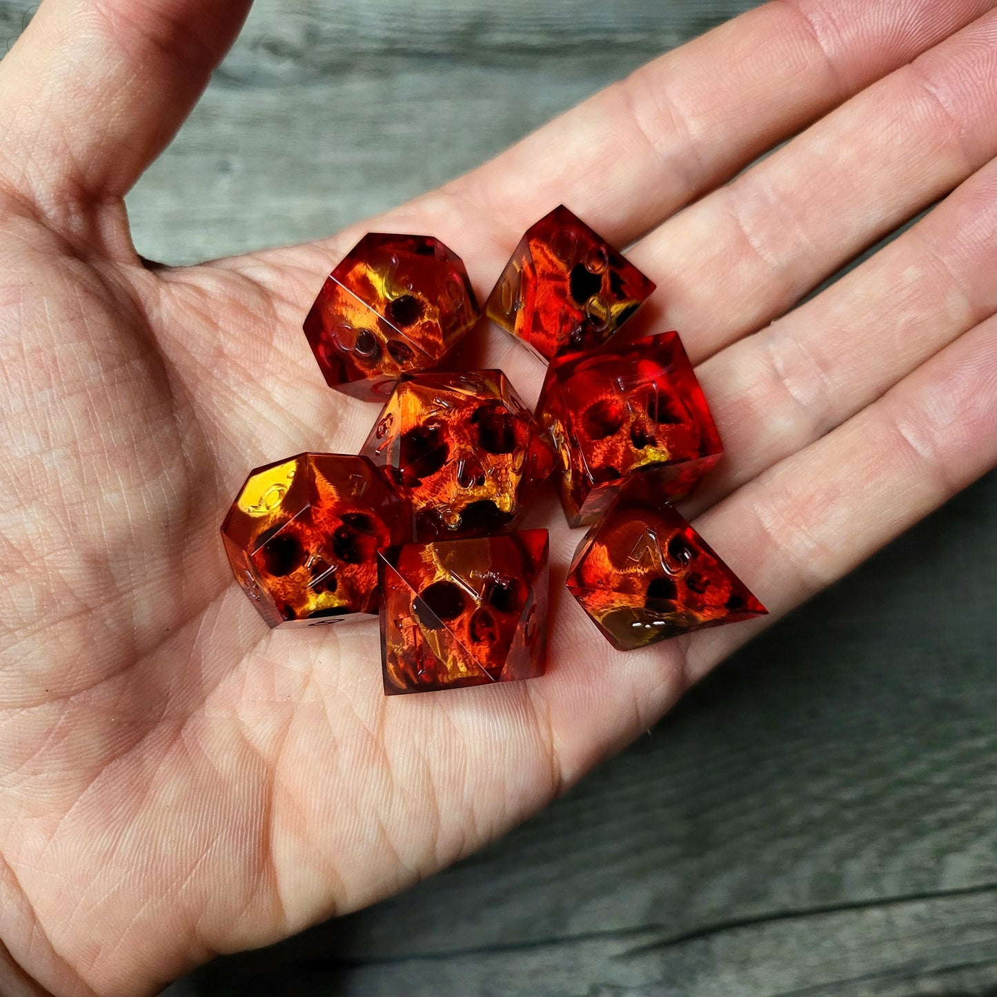 Dice set with 7 pieces with skull inside for role-playing games for Dungeons and Dragons