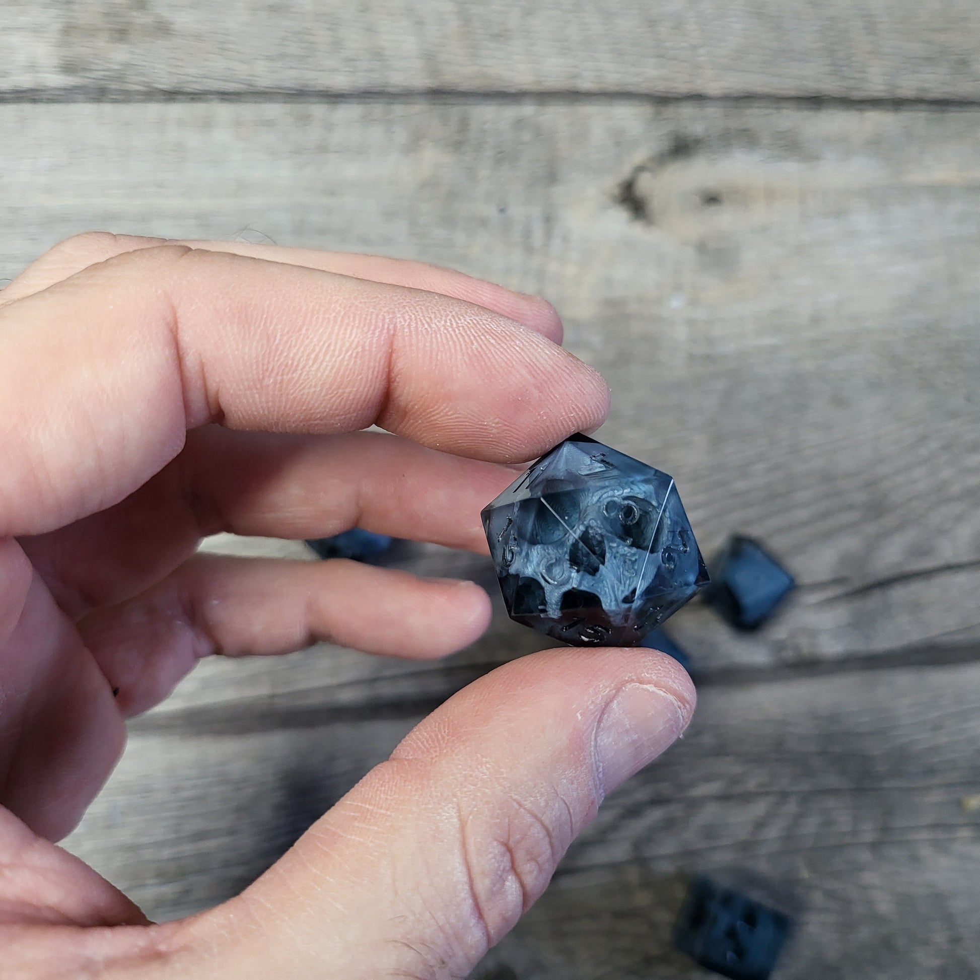 Dice set with 7 pieces with skull inside for role-playing games for Dungeons and Dragons