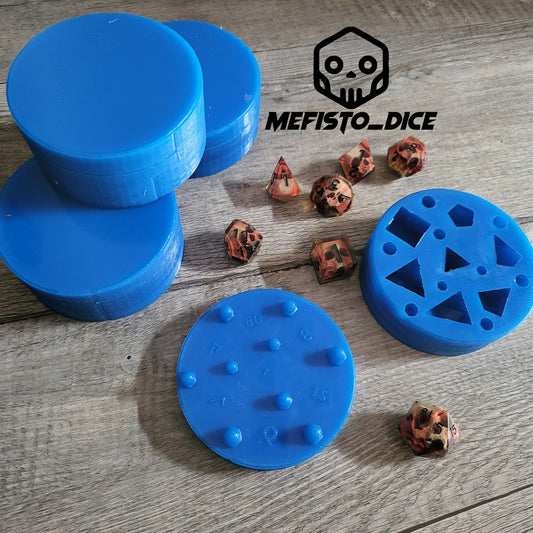 Silicone mold to create resin dice for role-playing games