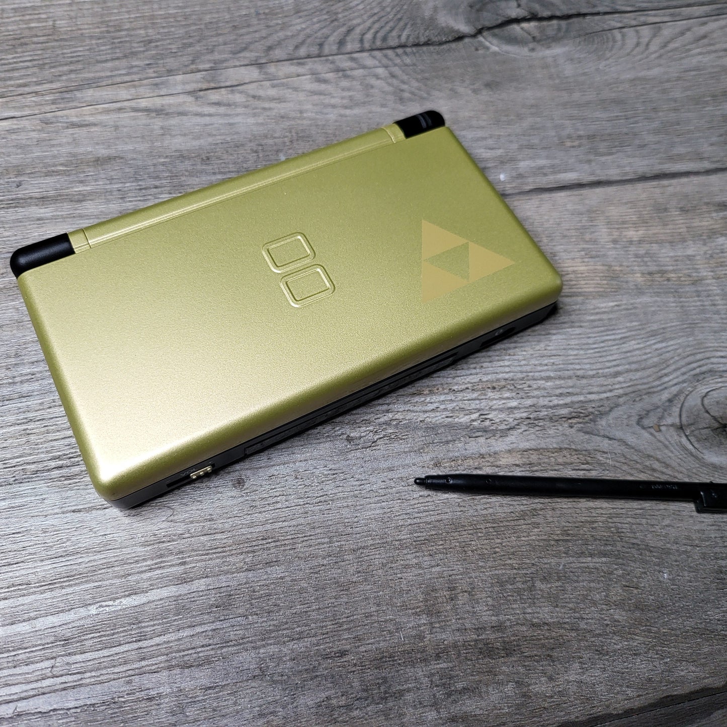 Nintendo DS Lite custom gold zelda "snes button"