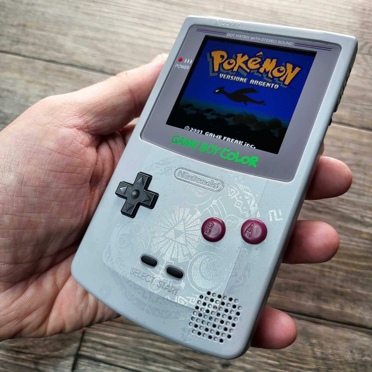 Custom Nintendo gameboy color console in zelda style