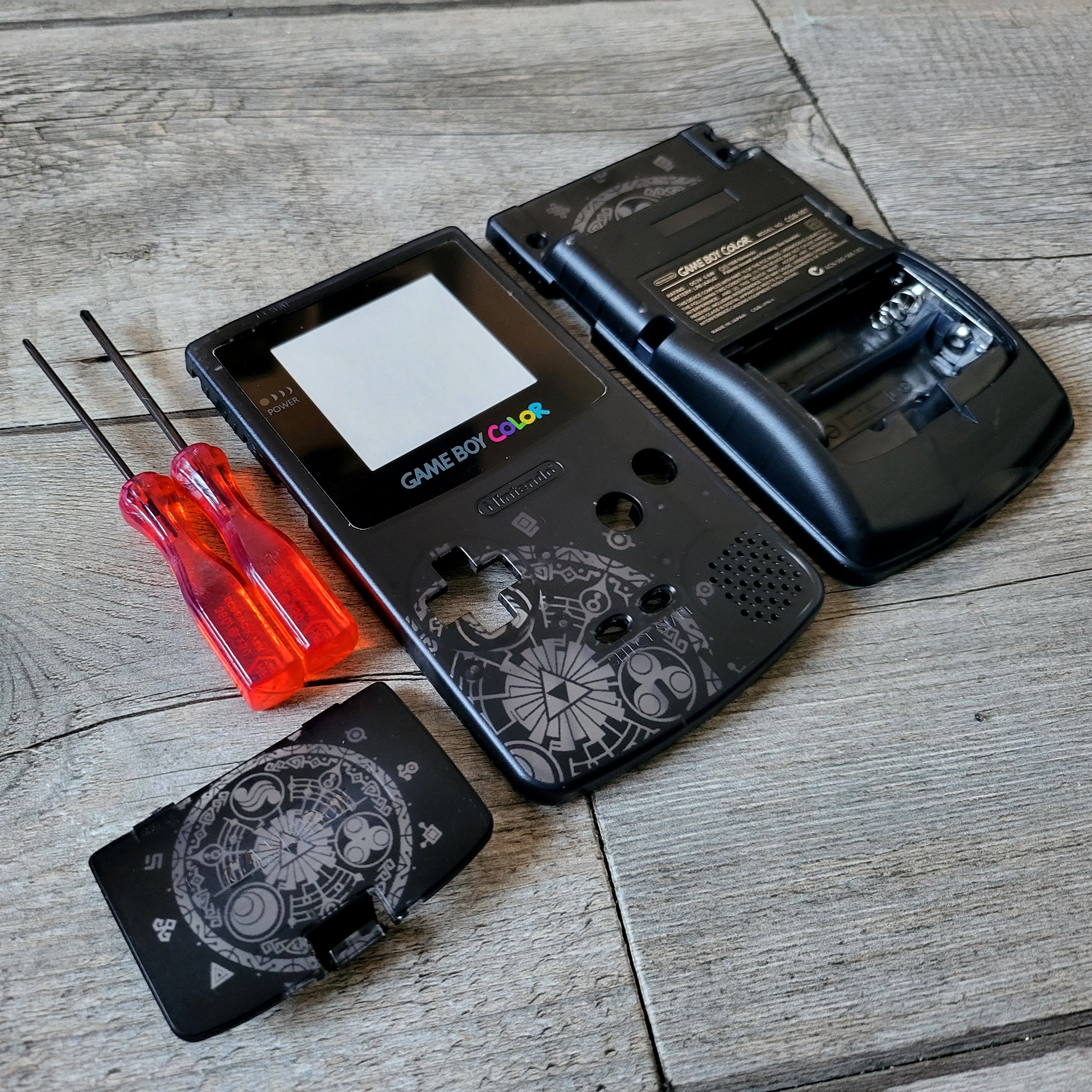 Shell Nintendo Gameboy color gbc Zelda Fan art – Dice and Game