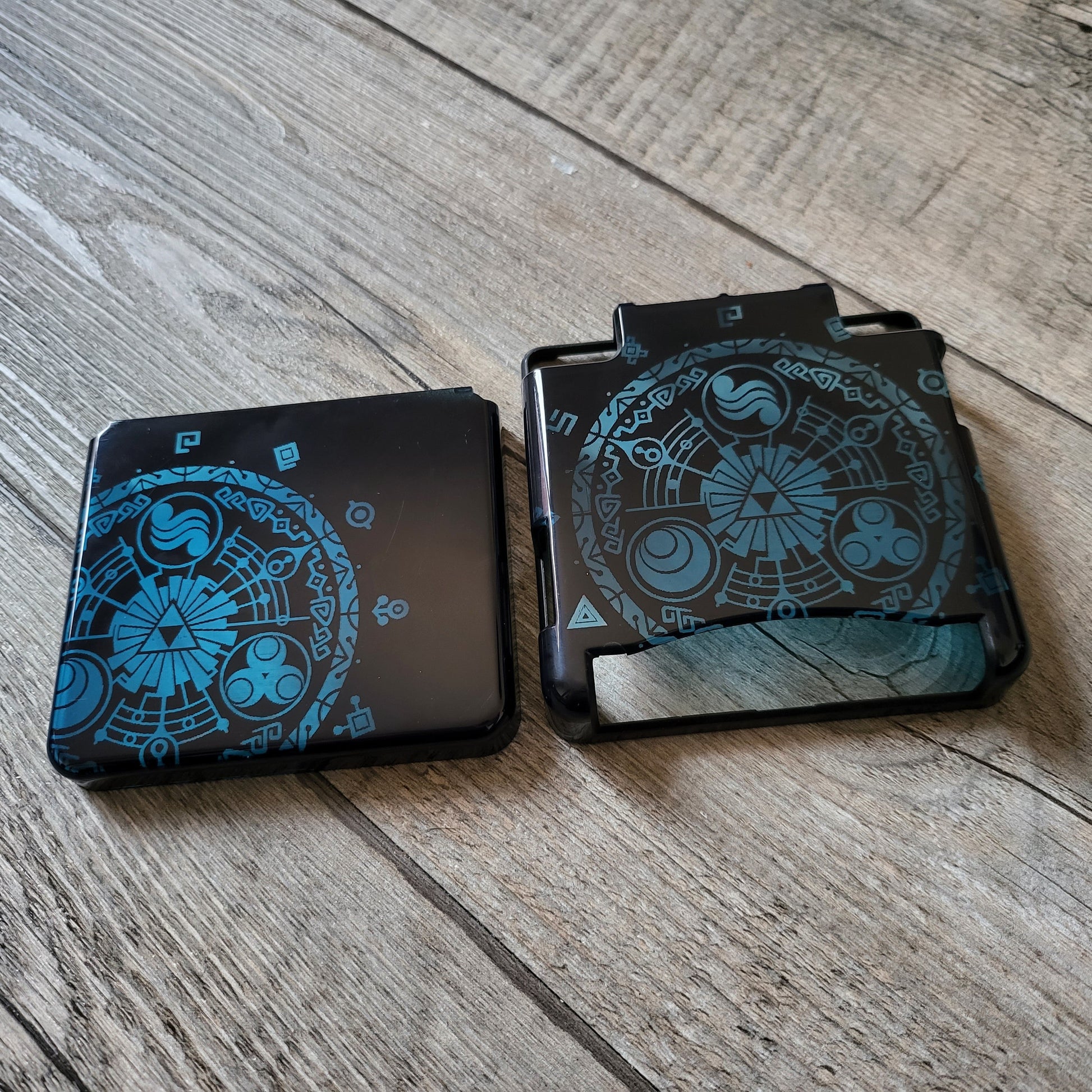 Custom shell cover for Nintendo with Zelda themed laser engravings