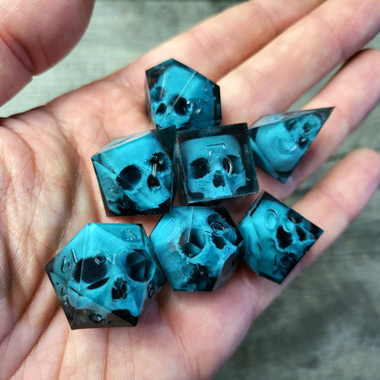 Dice set with 7 pieces with skull inside for role-playing games for Dungeons and Dragons