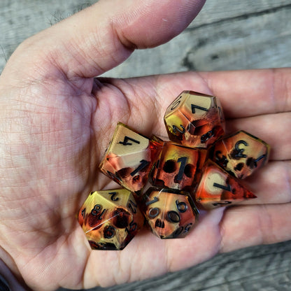 Dice set with 7 pieces with skull inside for role-playing games for Dungeons and Dragons