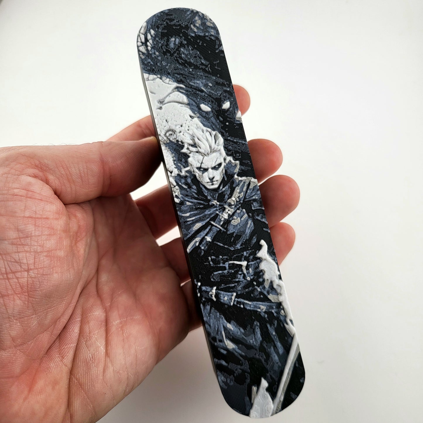 Magnetic D&D dice box featuring a dark fantasy warlock illustration