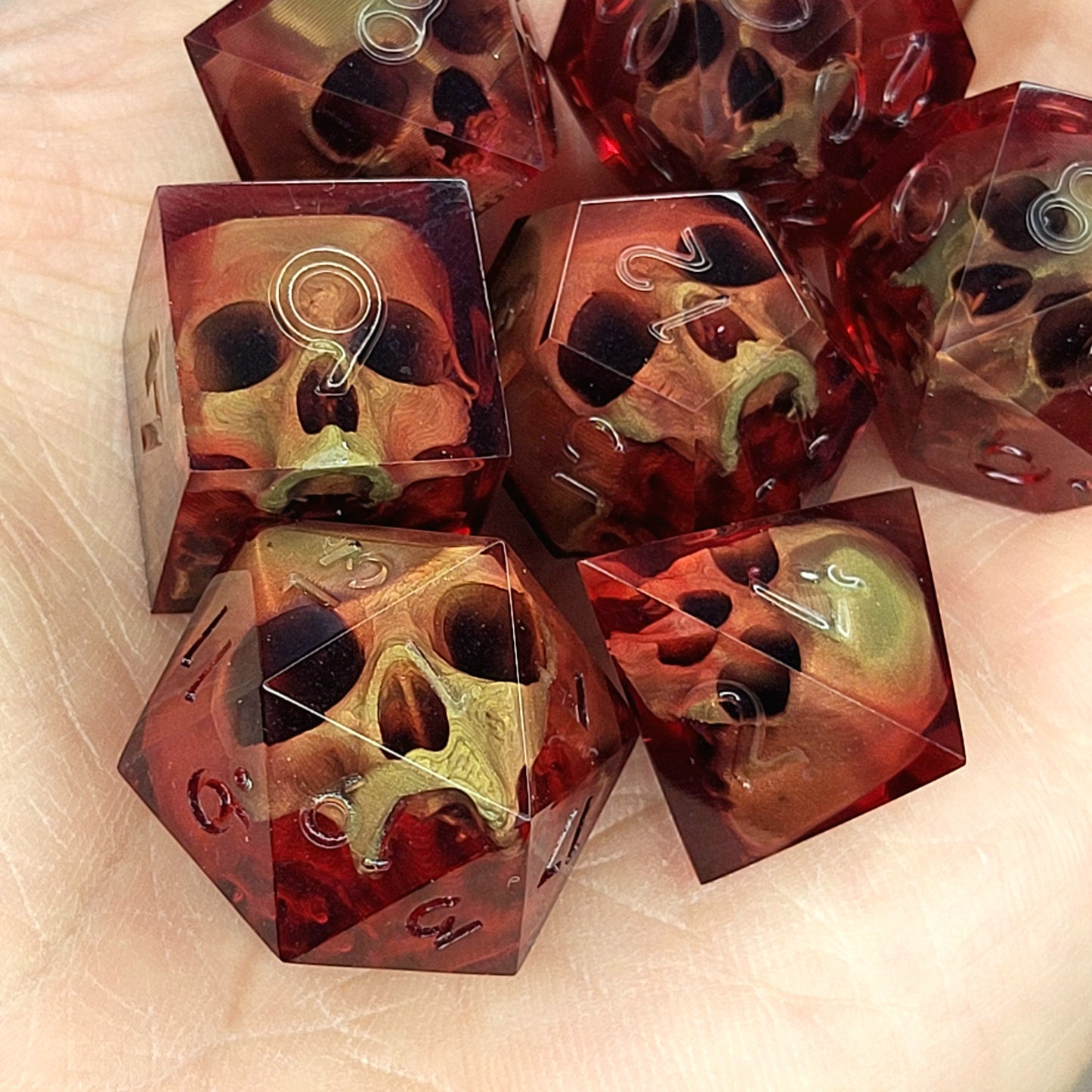 Set di dadi per DnD teschio bronzo fuoco